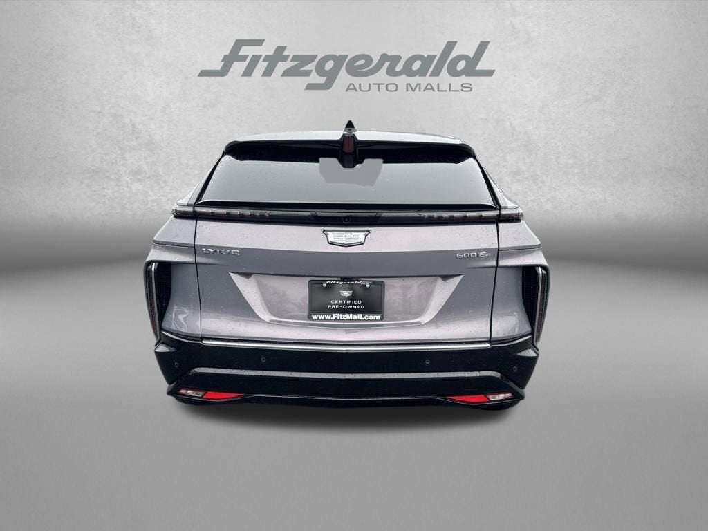 2025 Cadillac LYRIQ Luxury 3