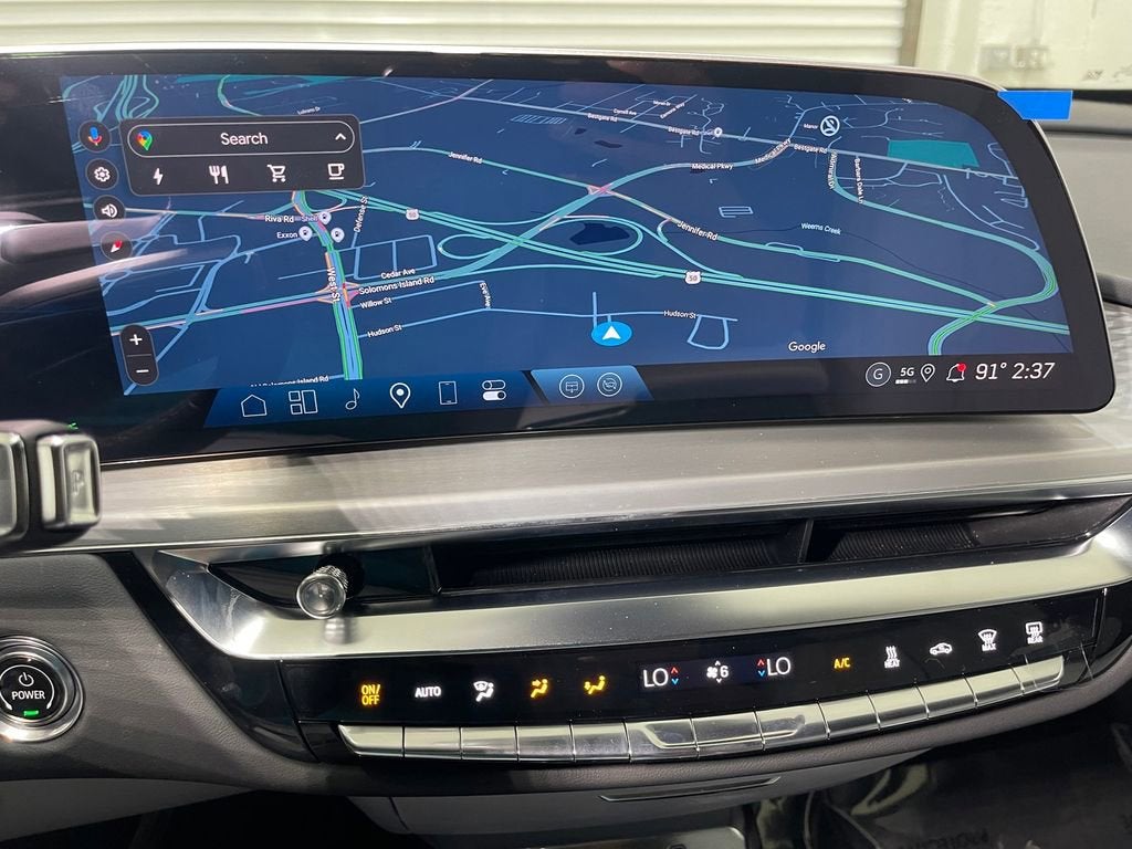 2025 Cadillac LYRIQ Sport 2