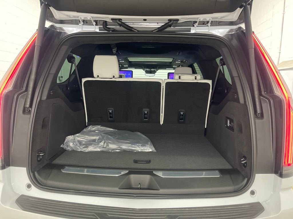 2026 Cadillac Escalade ESV Platinum Sport