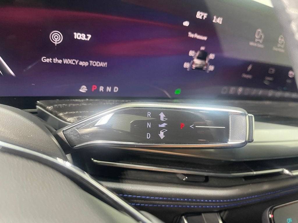 2025 Cadillac ESCALADE IQ Sport 1