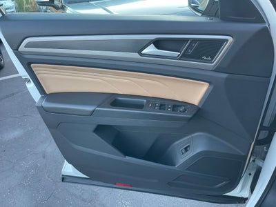 2020 Volkswagen Atlas Cross Sport 3.6L V6 SEL Premium