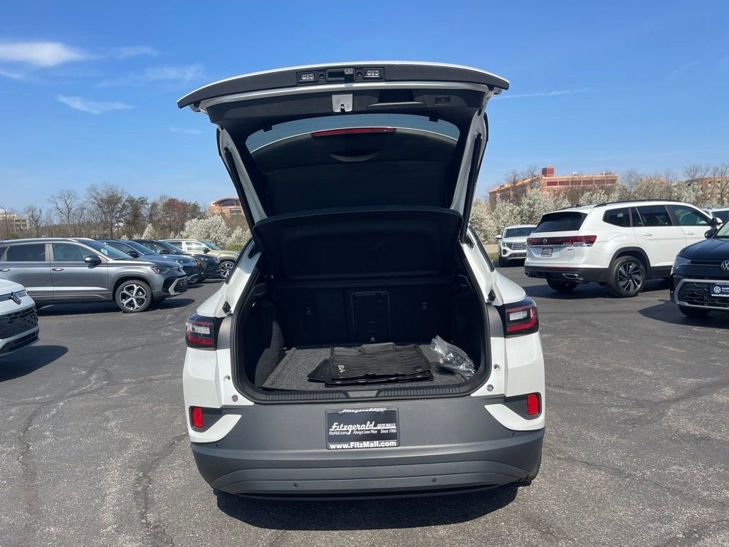 2023 Volkswagen ID.4 Pro