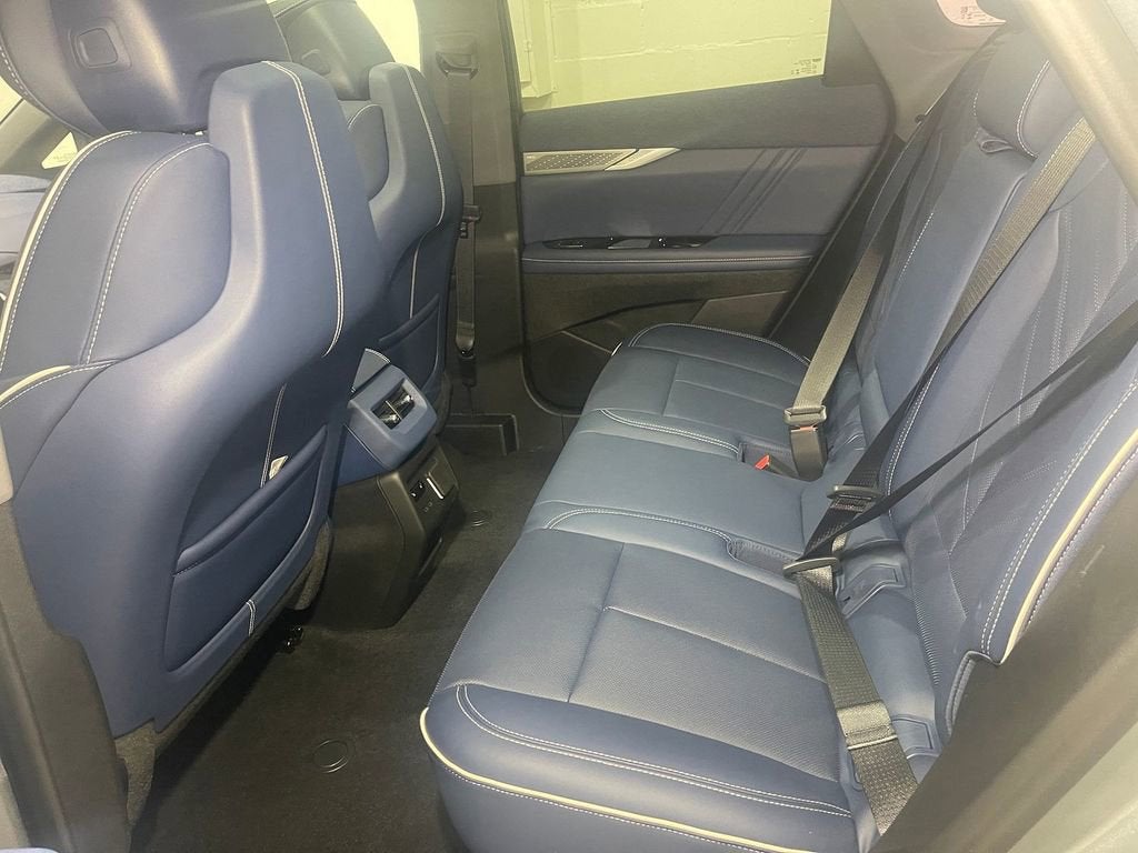 2026 Cadillac OPTIQ Premium Luxury