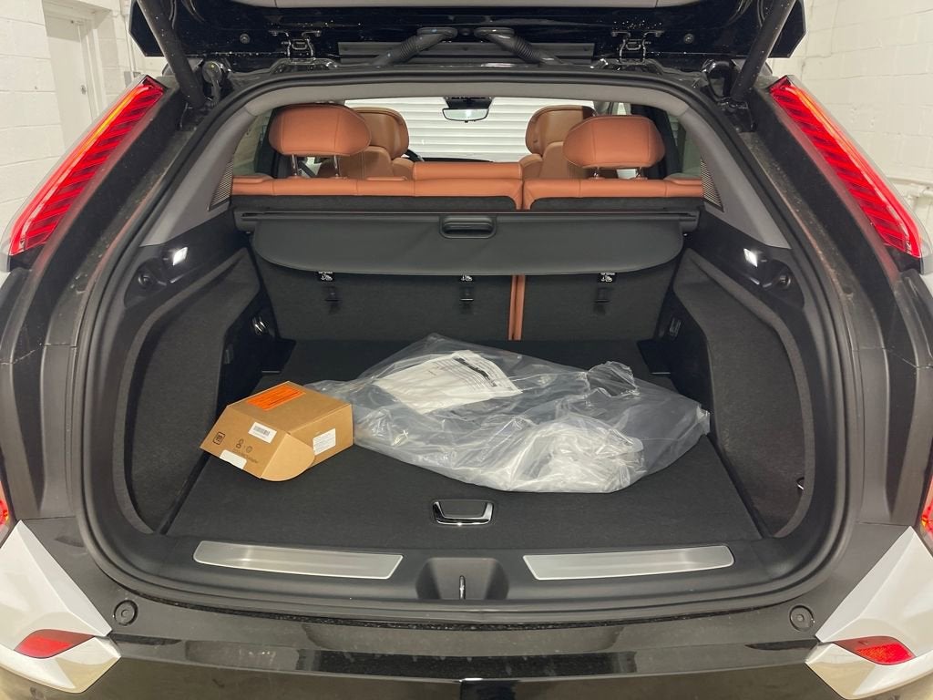 2026 Cadillac OPTIQ Premium Luxury