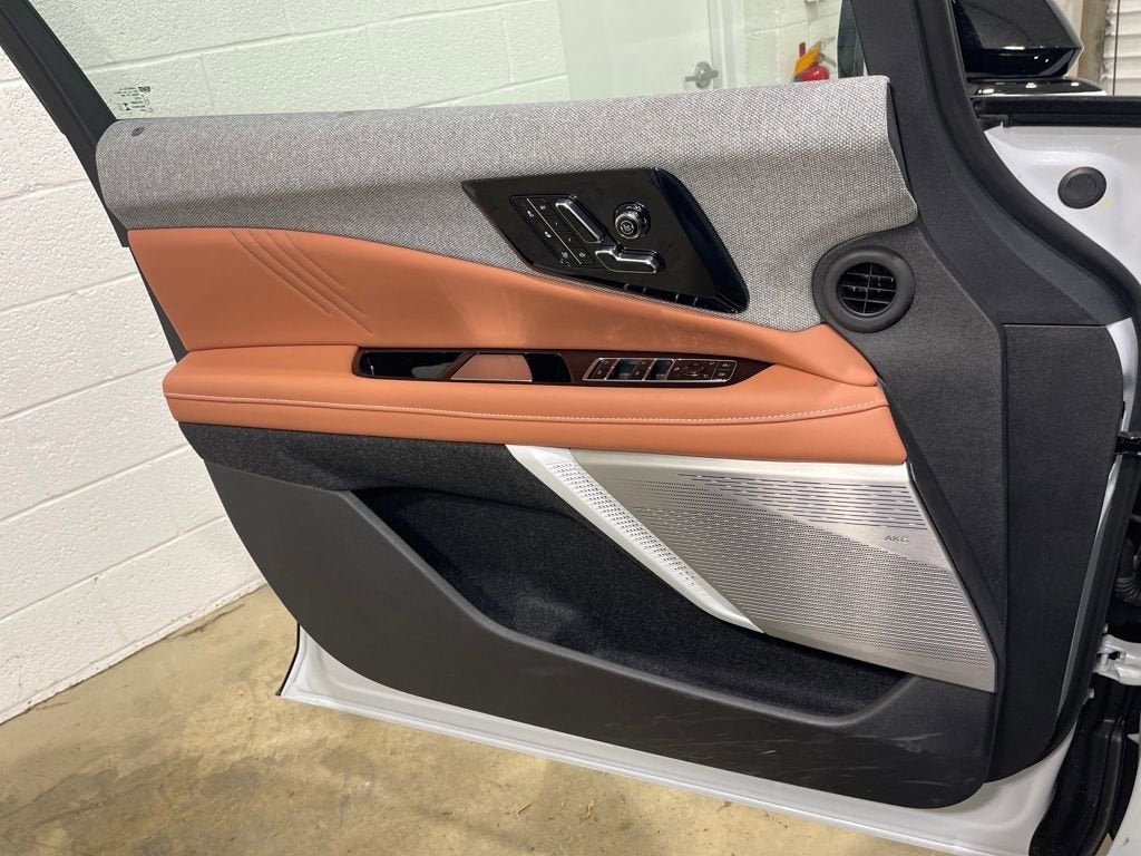 2026 Cadillac OPTIQ Premium Luxury