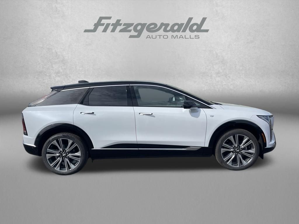 2026 Cadillac OPTIQ Premium Luxury