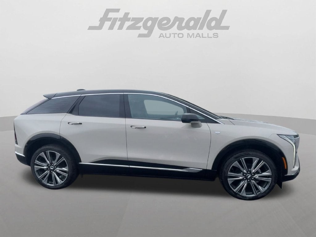 2027 Cadillac OPTIQ Premium Luxury