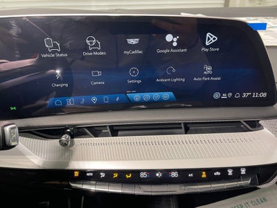 2026 Cadillac OPTIQ Premium Luxury