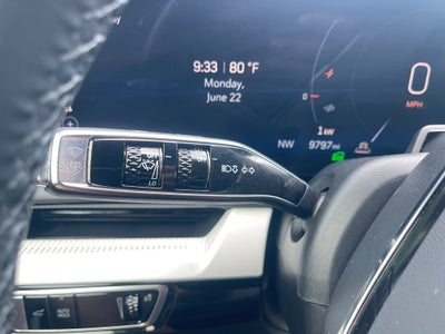 2025 Cadillac OPTIQ Luxury 2