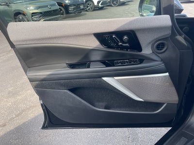 2025 Cadillac OPTIQ Luxury 2