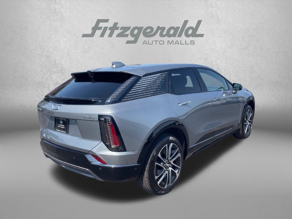 2025 Cadillac OPTIQ Sport 2