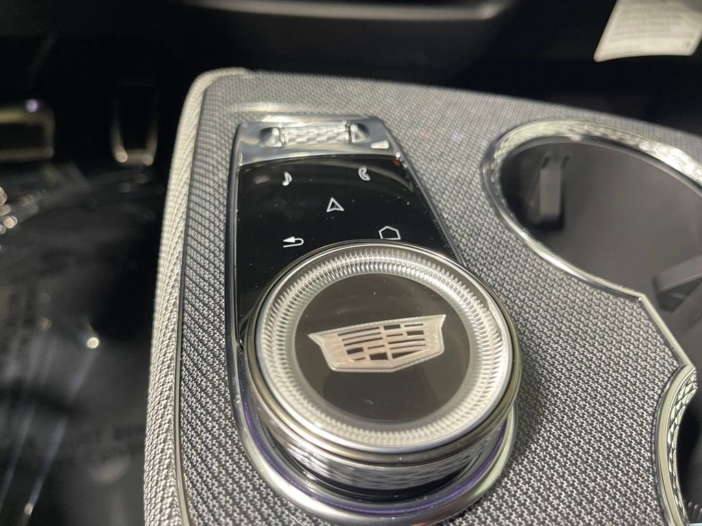 2025 Cadillac OPTIQ Sport 2