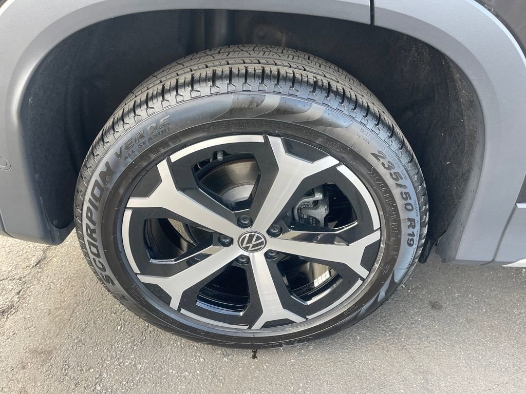 2025 Volkswagen Tiguan SE