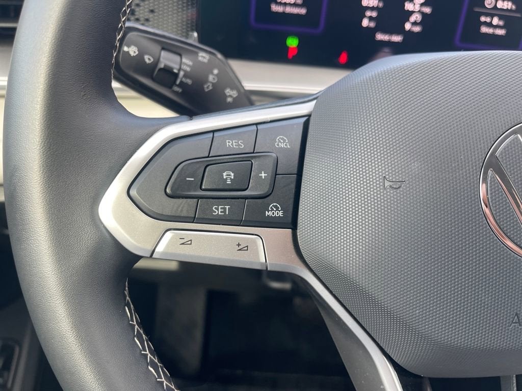 2025 Volkswagen Tiguan SE