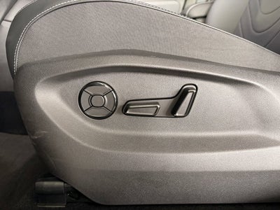 2025 Volkswagen Tiguan SE R-Line Black