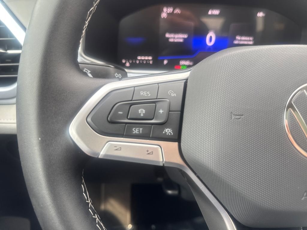 2025 Volkswagen Taos SE