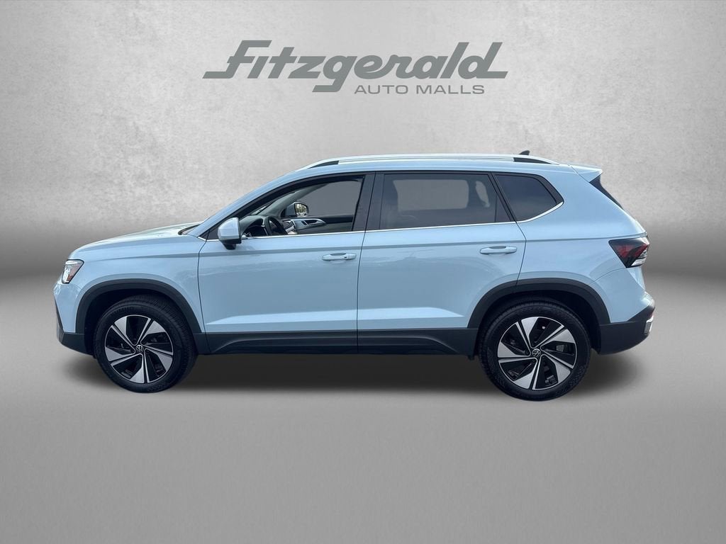 2025 Volkswagen Taos SE