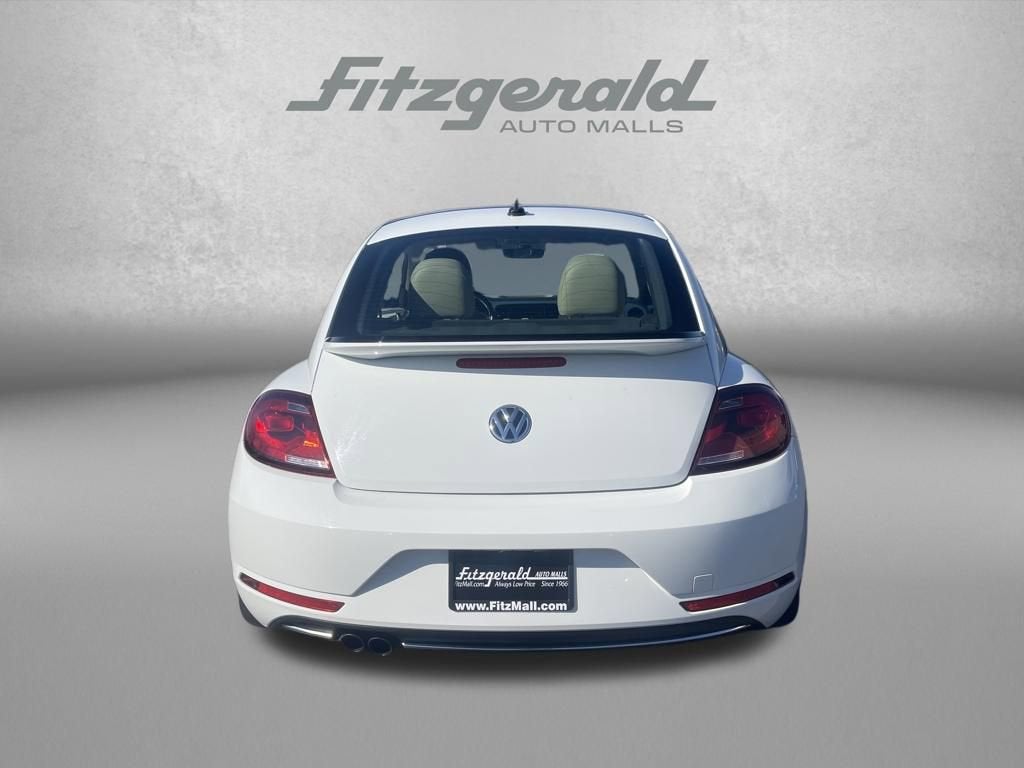 2018 Volkswagen Beetle SE