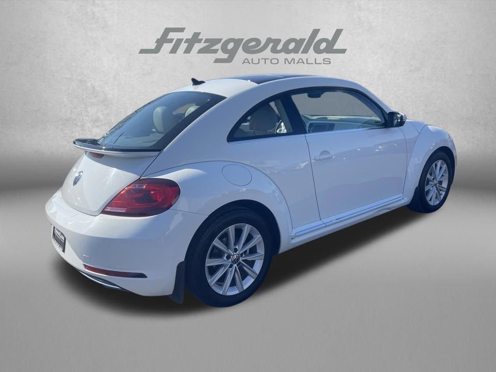 2018 Volkswagen Beetle SE