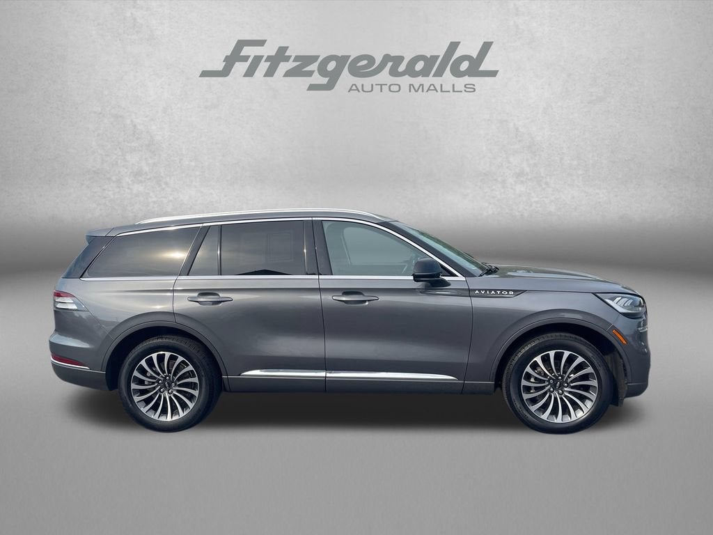 2022 Lincoln Aviator Standard
