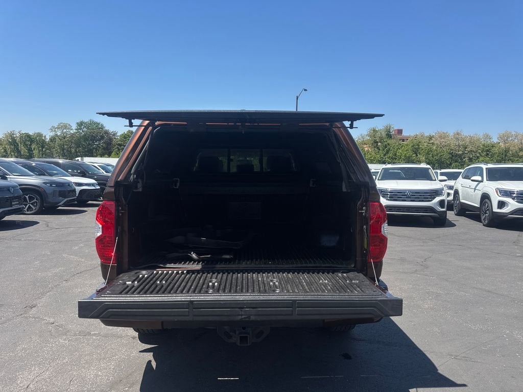 2016 Toyota Tundra 4WD Truck SR