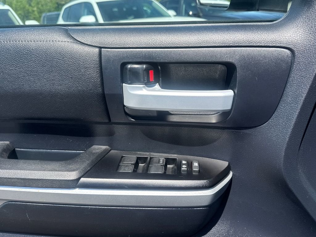 2016 Toyota Tundra 4WD Truck SR
