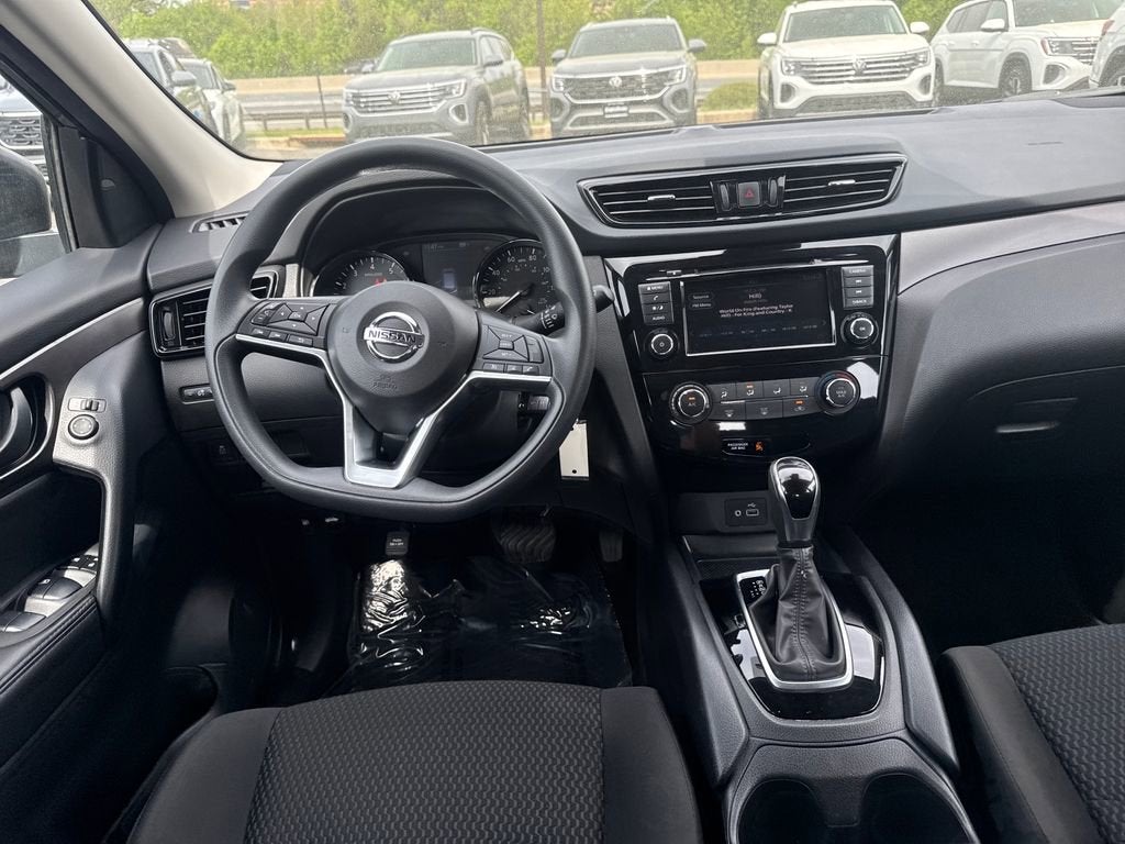 2022 Nissan Rogue Sport S