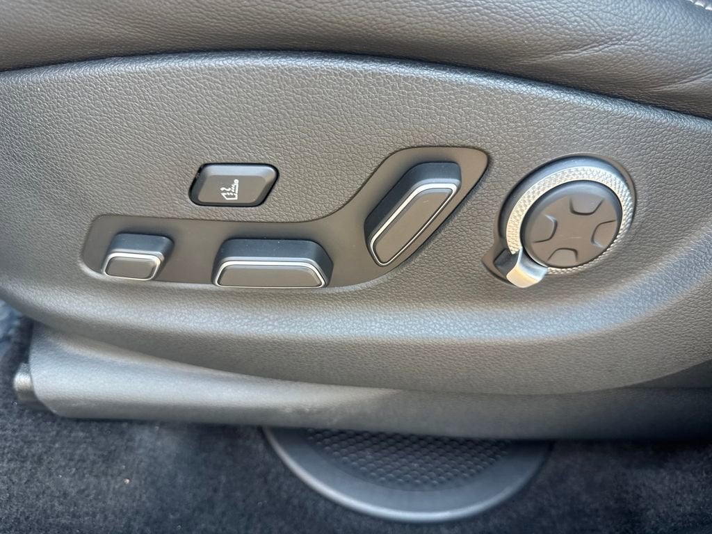 2025 Genesis GV80 Advanced