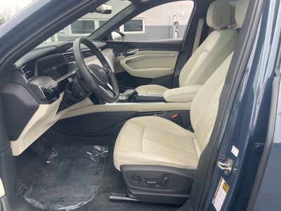 2024 Audi Q8 e-tron Sportback S line Premium Plus