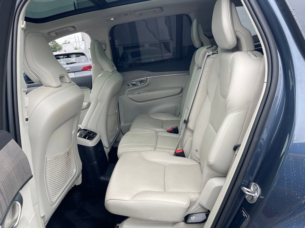 2023 Volvo XC90 Recharge Plug-In Hyb Plus Bright Theme