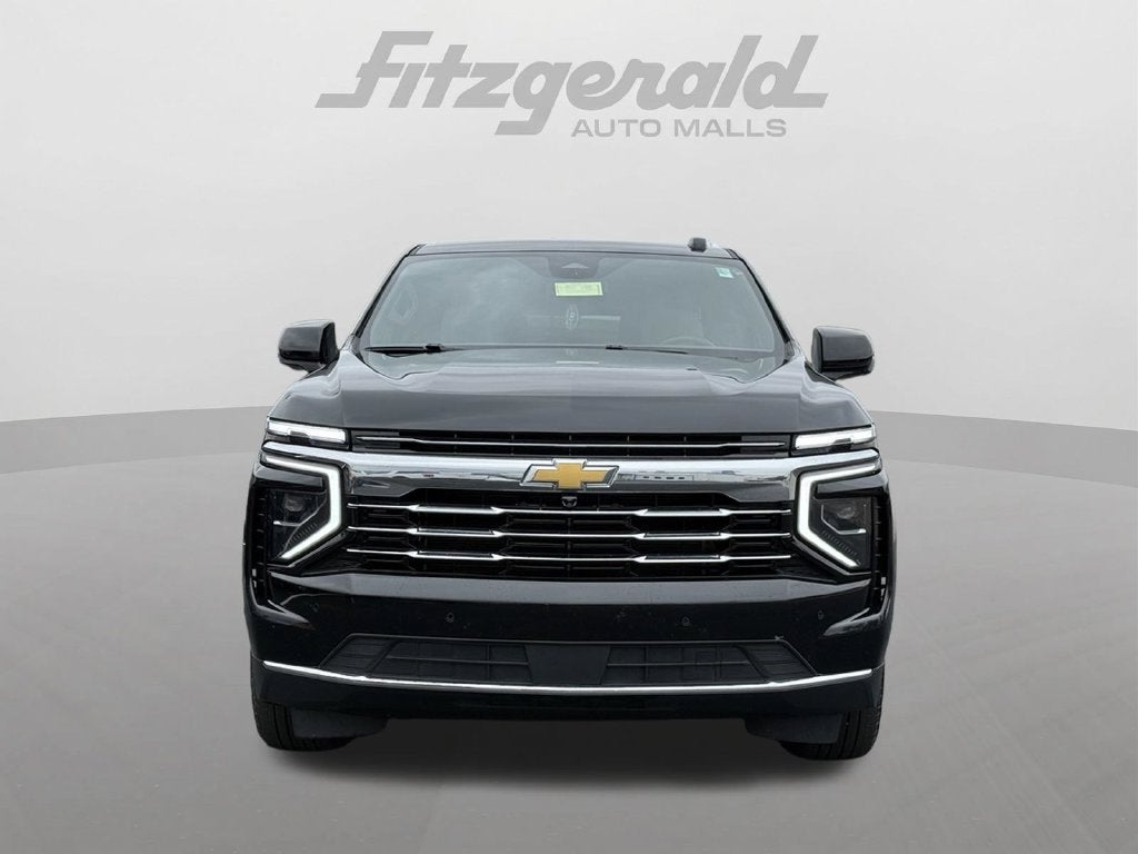 2025 Chevrolet Suburban LT