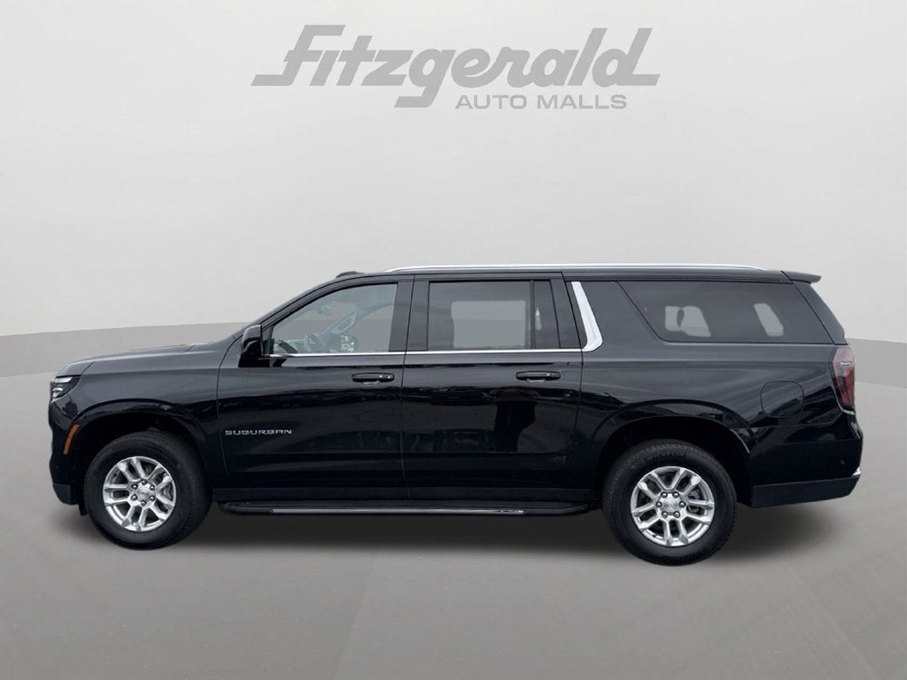 2025 Chevrolet Suburban LT