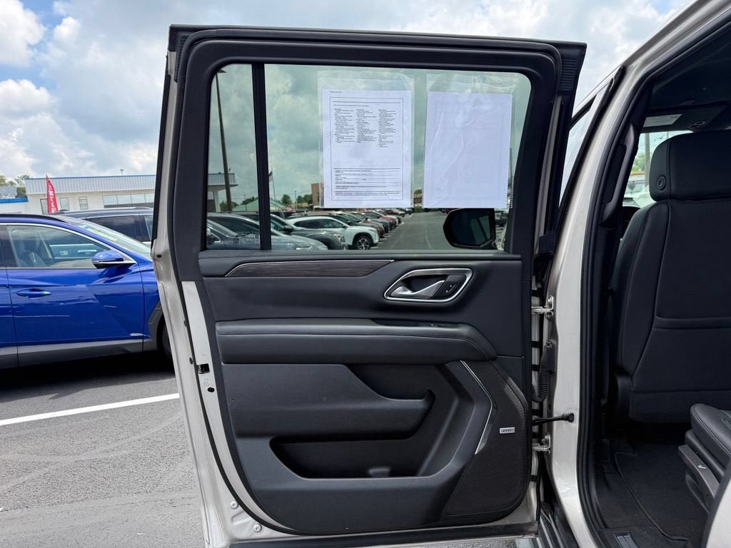 2024 Chevrolet Suburban LT