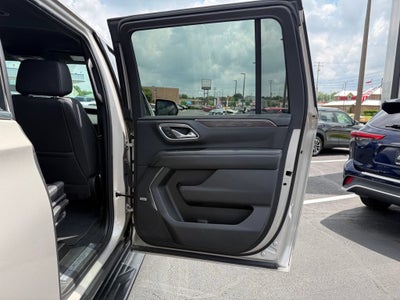 2024 Chevrolet Suburban LT