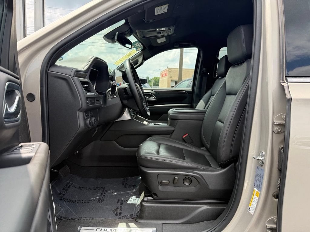 2024 Chevrolet Suburban LT