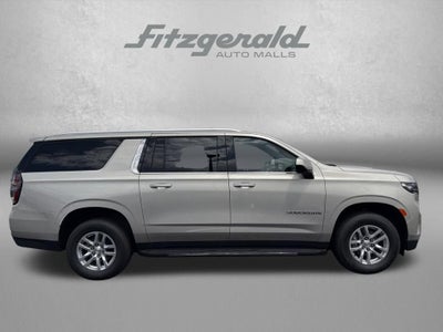 2024 Chevrolet Suburban LT