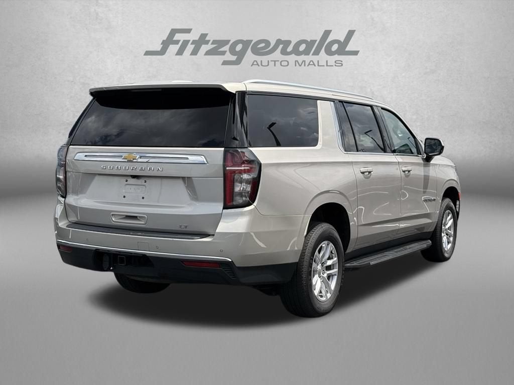 2024 Chevrolet Suburban LT