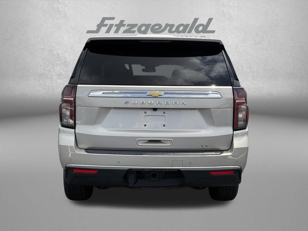 2024 Chevrolet Suburban LT