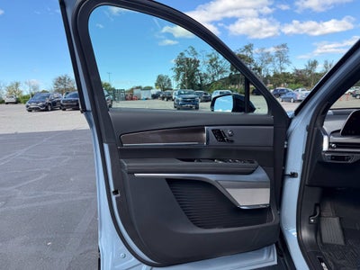 2027 Cadillac VISTIQ Luxury