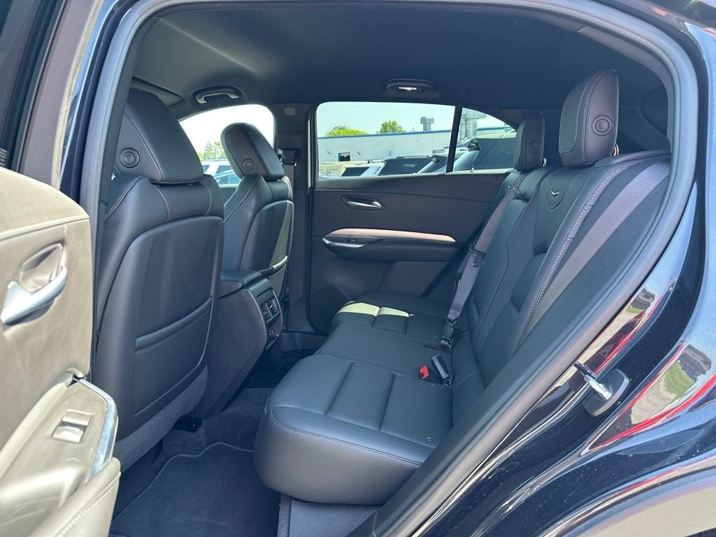 2023 Cadillac XT4 Premium Luxury