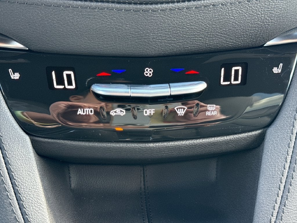 2026 Cadillac XT5 Luxury