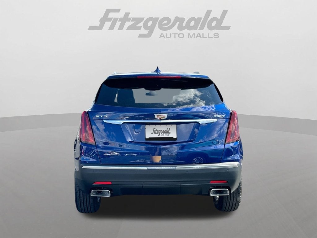 2026 Cadillac XT5 Luxury