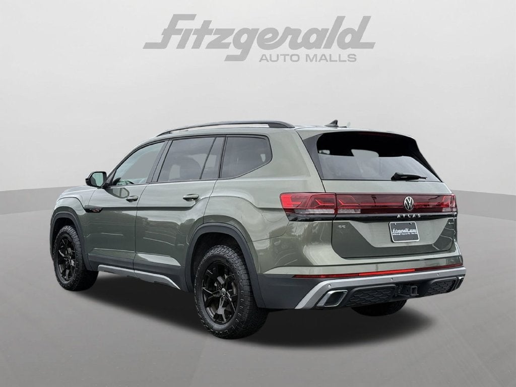 2024 Volkswagen Atlas 2.0T Peak Edition SE w/Technology