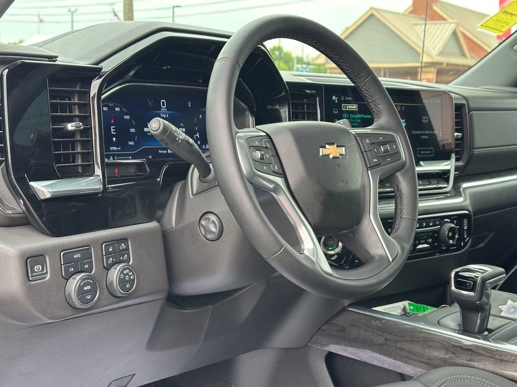 2024 Chevrolet Silverado 1500 LTZ