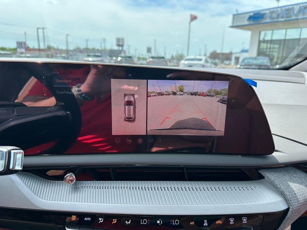2026 Cadillac OPTIQ Premium Luxury