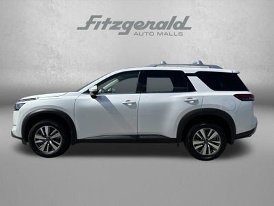 2025 Nissan Pathfinder SL 4WD