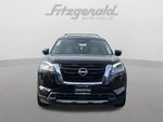 2024 Nissan Pathfinder SL 4WD