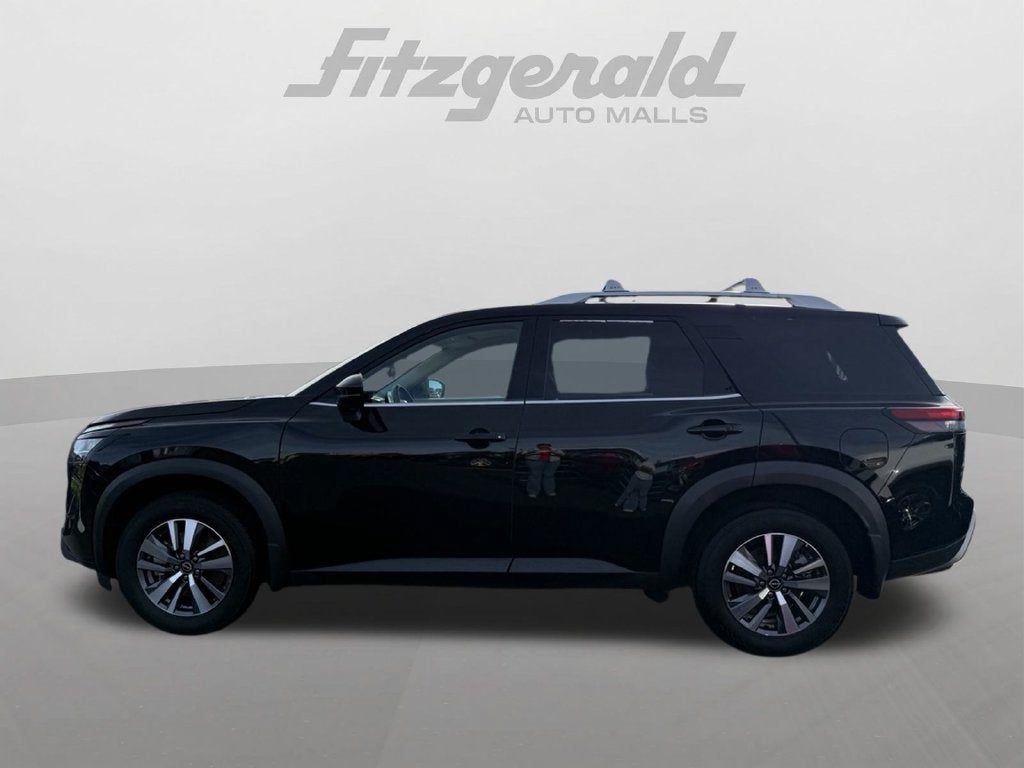 2024 Nissan Pathfinder SL 4WD