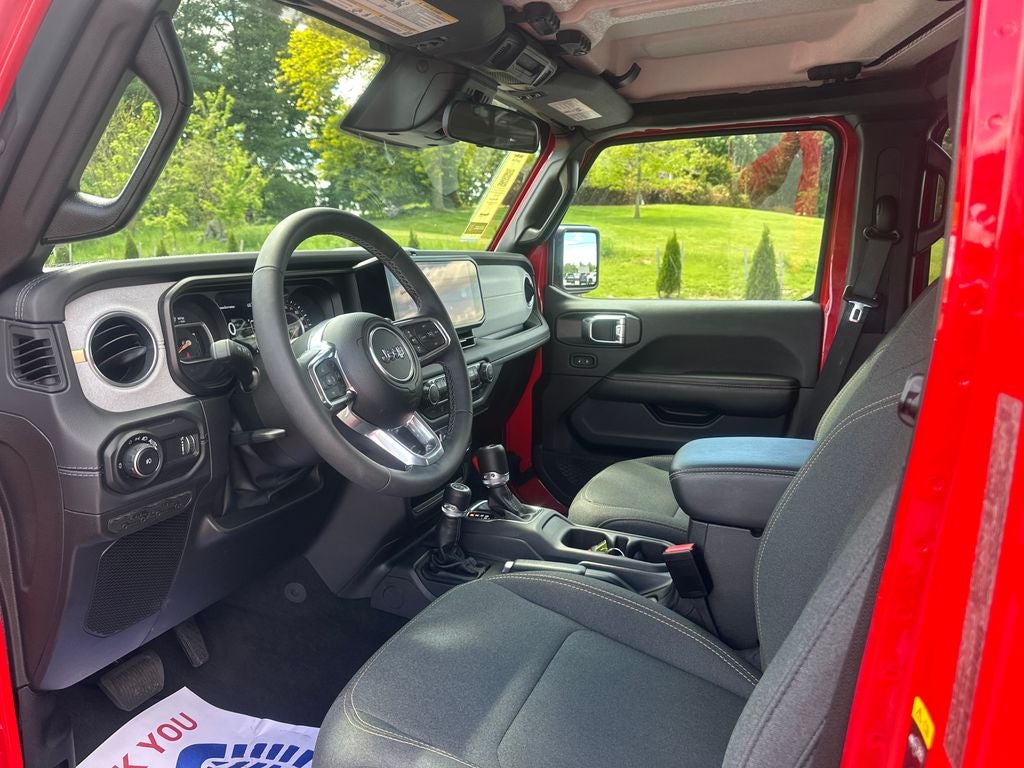 2025 Jeep Wrangler Sahara