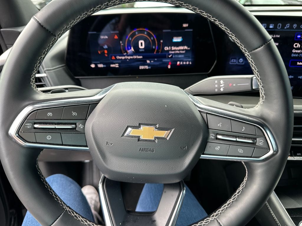 2025 Chevrolet Traverse LT 2LT